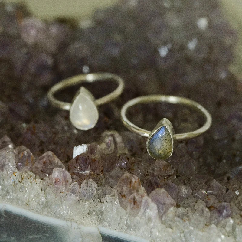 Limited-Stock Jewelry Sale – Once It's Gone, It's Gone Exclusive Fashion Deals Tiny Teardrop Gemstone Ring in Sterling Silver - Labradorite or Moonstone Limited-Stock Jewelry Sale – Once It's Gone, It's Gone Exclusive Fashion Deals Tiny Teardrop Gemstone Ring in Sterling Silver - Labradorite or Moonstone